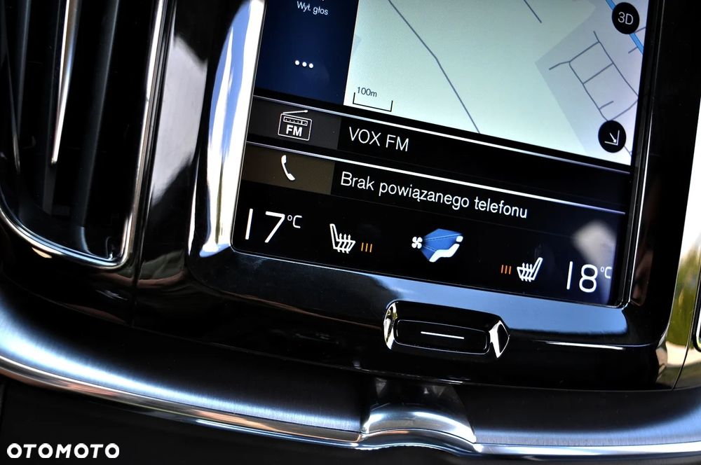 Volvo XC 60 D4 AWD Momentum - 27