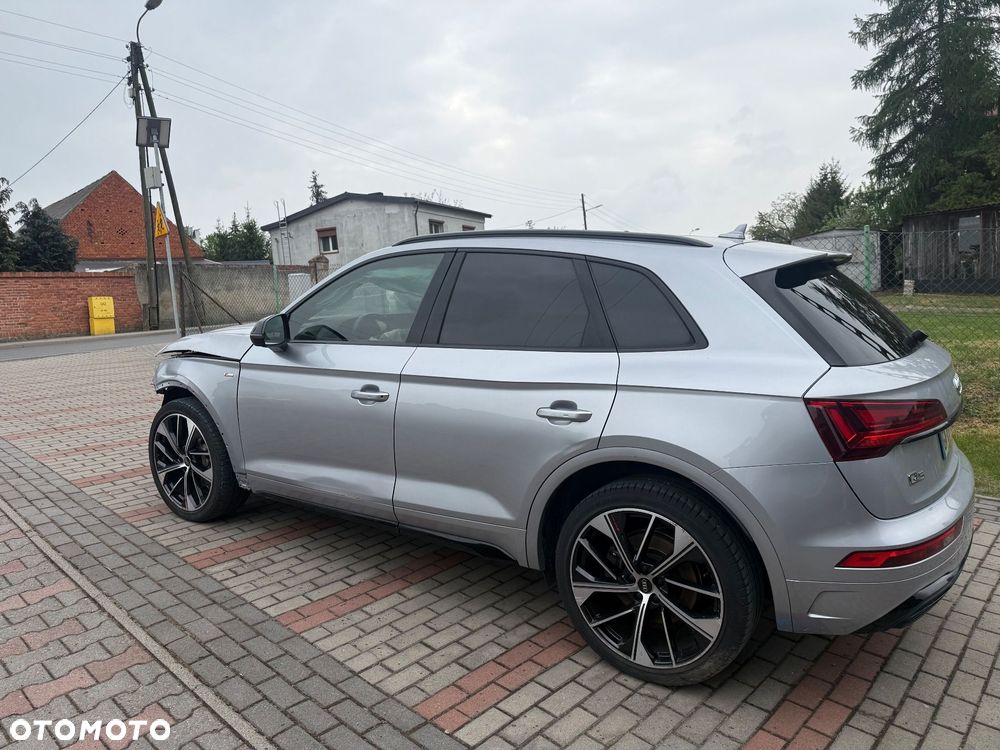 Audi Q5 40 TDI quattro S tronic S line - 4