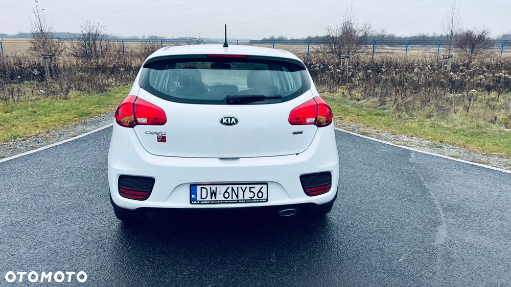 Kia Ceed 1.4 CRDi M - 6