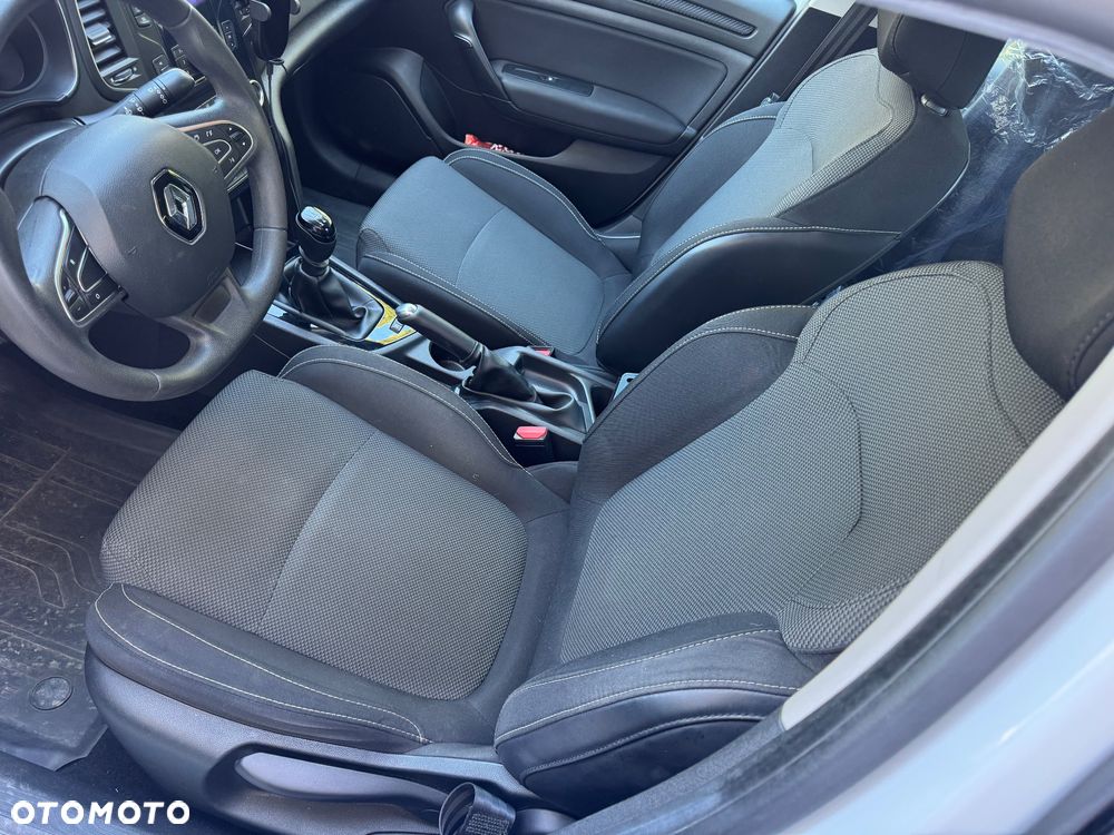 Renault Megane 1.6 SCe Zen - 6