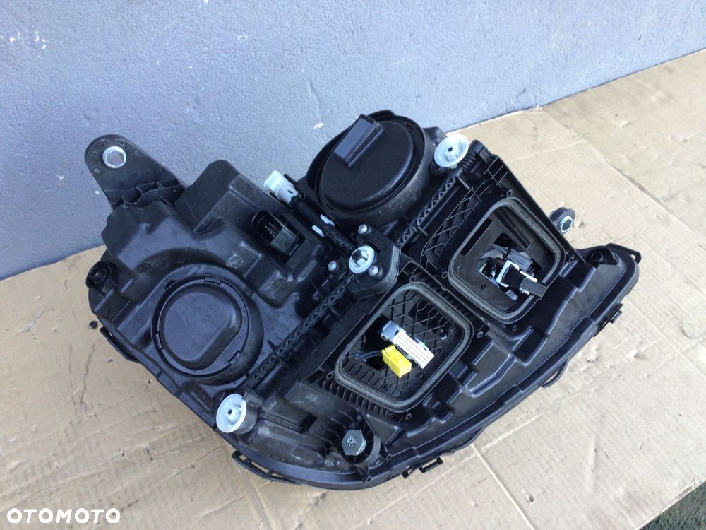 Lampa przednia lewa Mercedes E-klasa 213 Lift Multibeam Led - 6