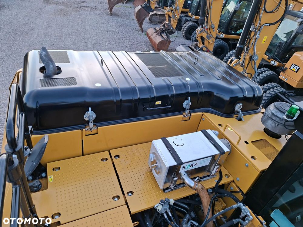 Caterpillar CAT 326 FL - 17