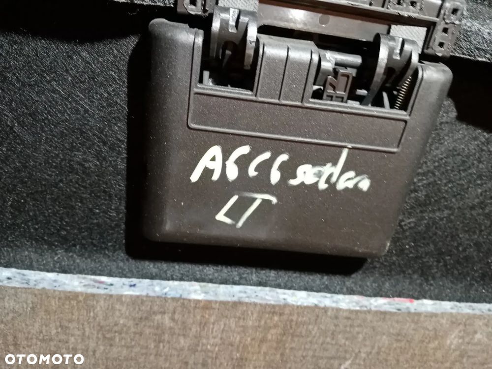 Boczek tapicerka bagażnika lewy tył Audi A6 C6 Sedan 4F5863887C - 6