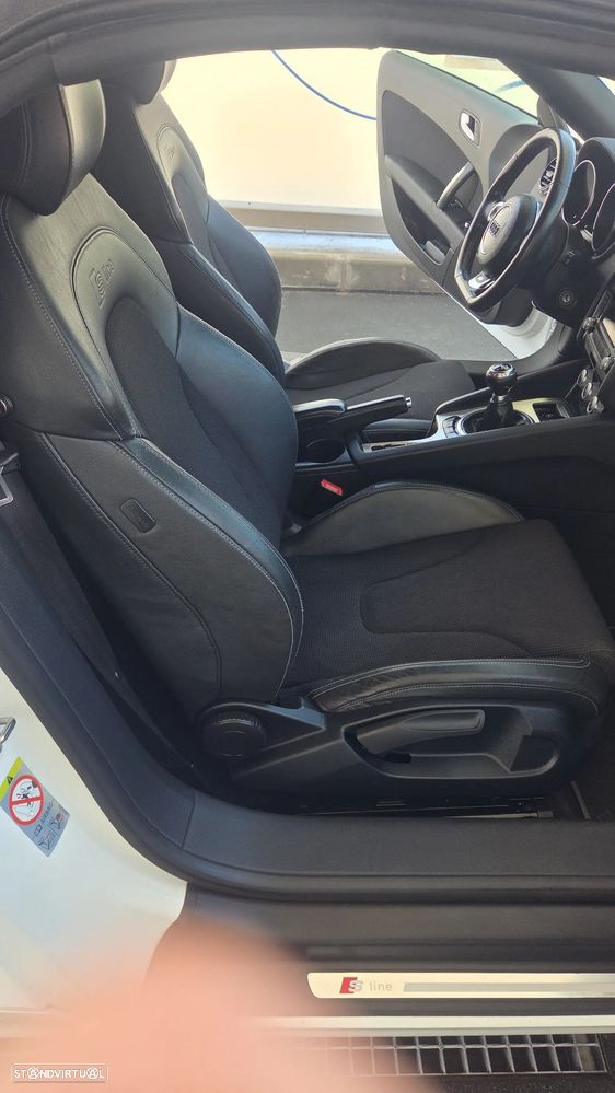 Audi TT Coupé 2.0 TDI quattro - 6