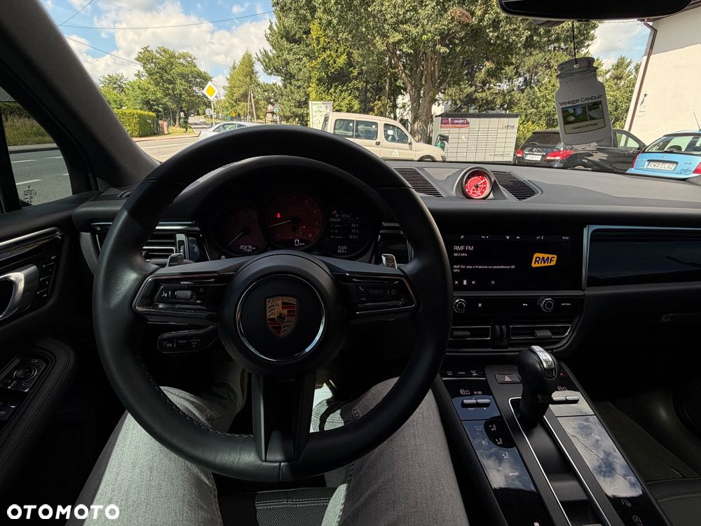 Porsche Macan Standard - 21