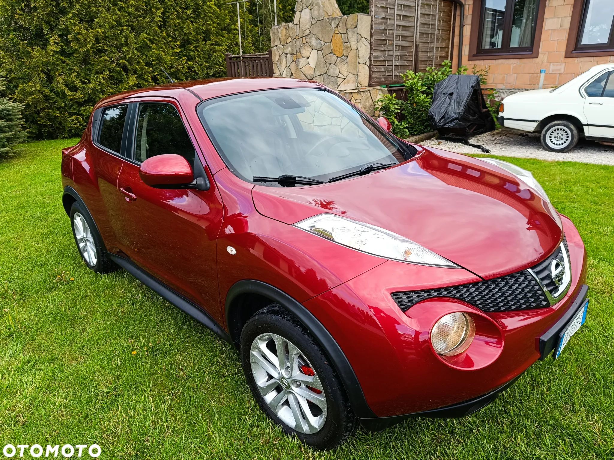Nissan Juke 1.6 DIG-T Acenta 4WD Xtronic - 1