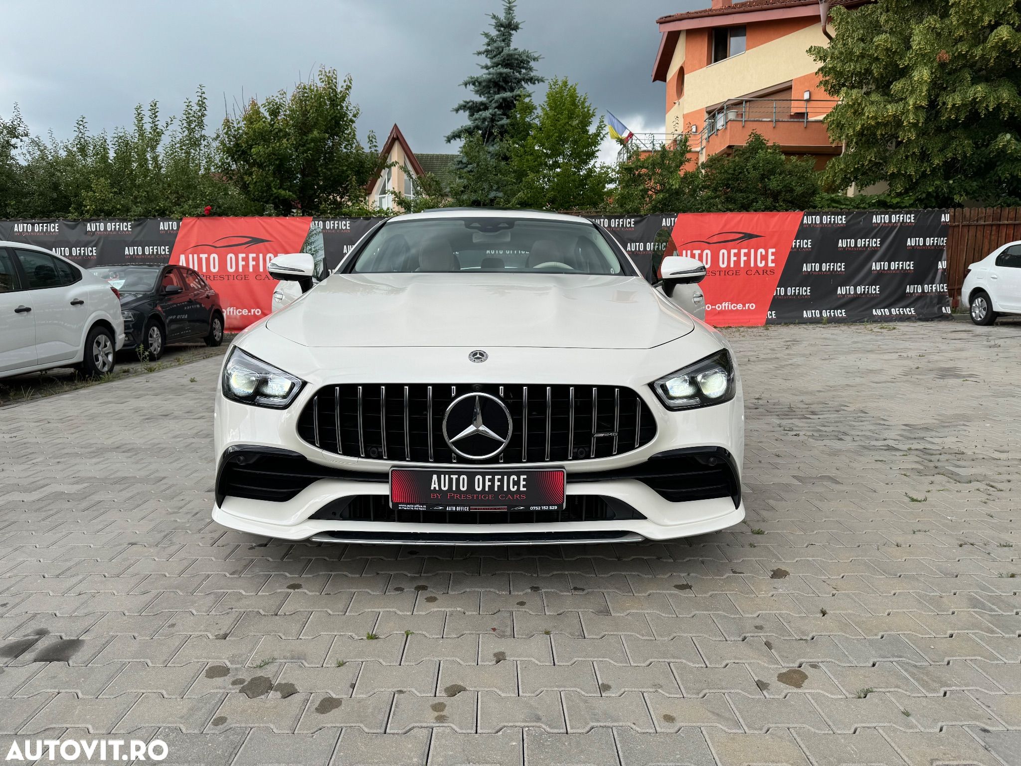 Mercedes-Benz AMG GT 53 4MATIC+ - 1