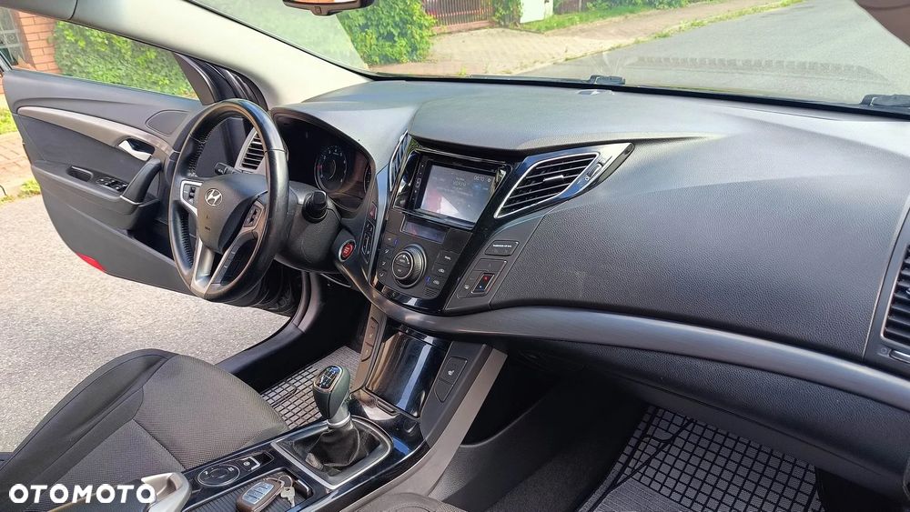 Hyundai i40 1.6 GDI Comfort + - 22