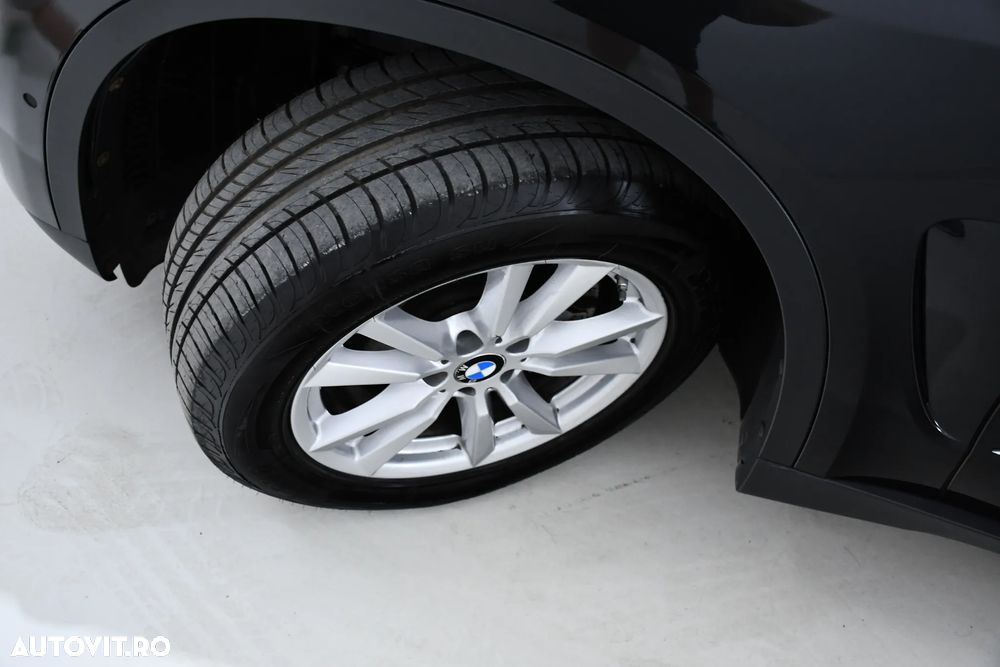 BMW X5 xDrive25d - 28