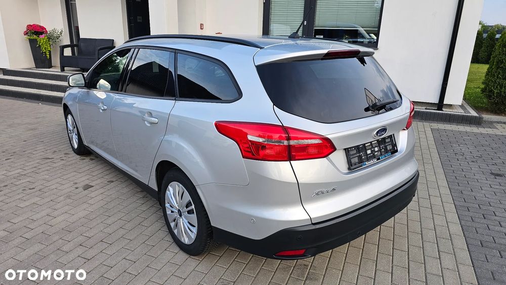 Ford Focus 1.5 EcoBlue STart-Stopp-System TITANIUM - 3