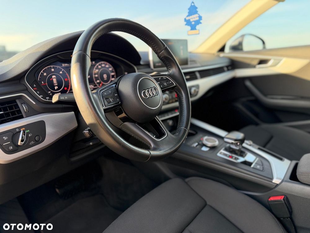 Audi A4 Avant 2.0 TDI S tronic - 9