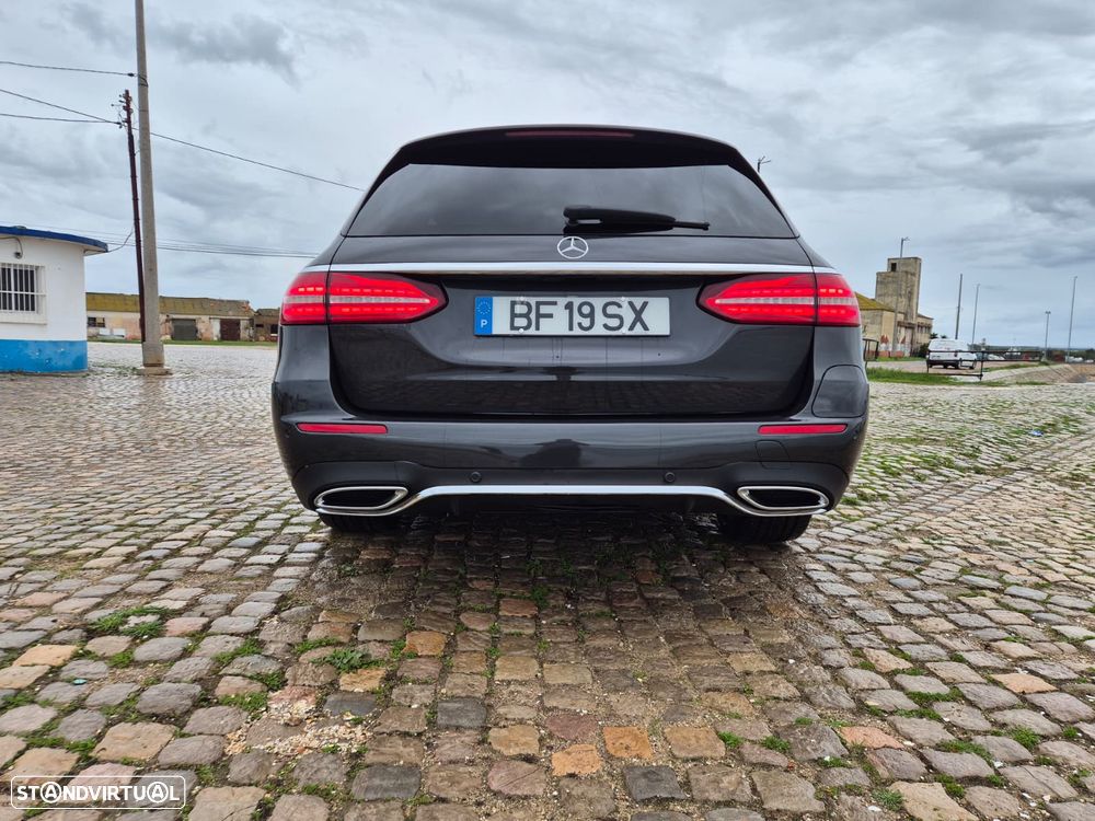 Mercedes-Benz E 300 de T 9G-TRONIC AMG Line - 11