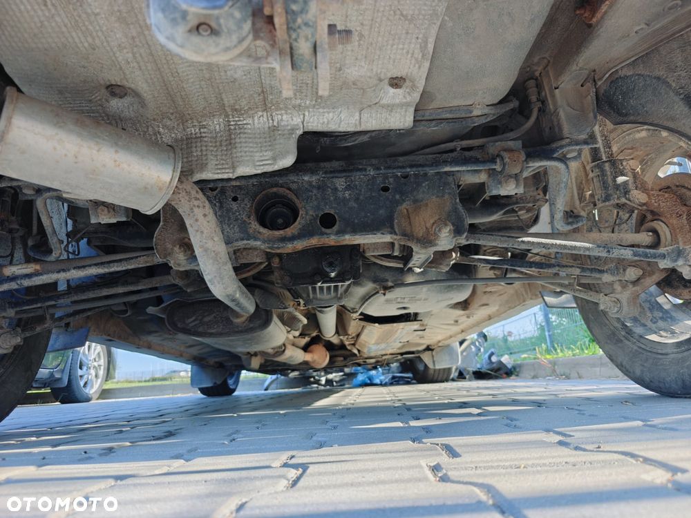 Dacia Duster 1.6 SCe Urban Explorer S&S - 7