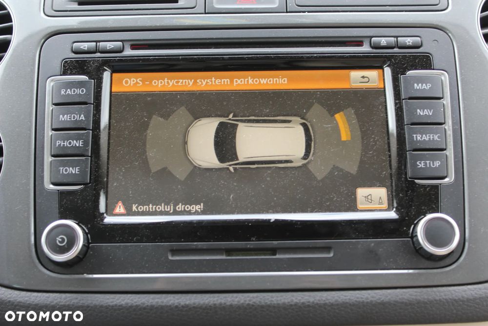 Volkswagen Tiguan 2.0 TDI DPF BlueMotion Technology Team - 23