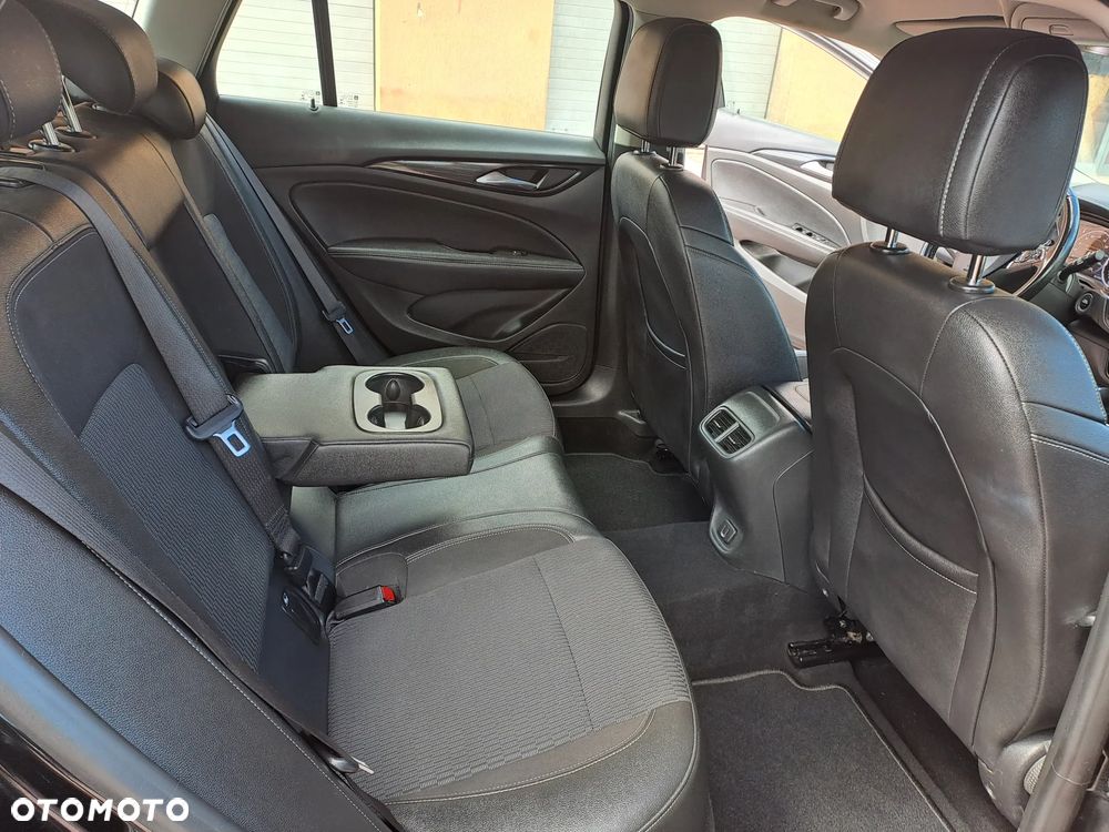 Opel Insignia 2.0 CDTI Innovation S&S - 26