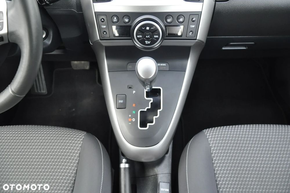 Toyota Verso 1.8 Premium MS - 34