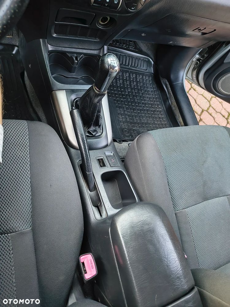Toyota RAV4 2.0 D-4D 4x4 - 18
