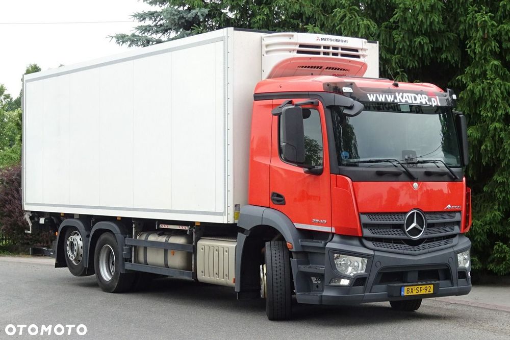 Mercedes-Benz Antos 2540 Sypialna euro 6 chłodni 3 osie podnoszona i skrętna - 4
