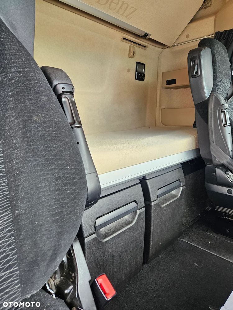 Mercedes-Benz ACTROS 1848 - 12