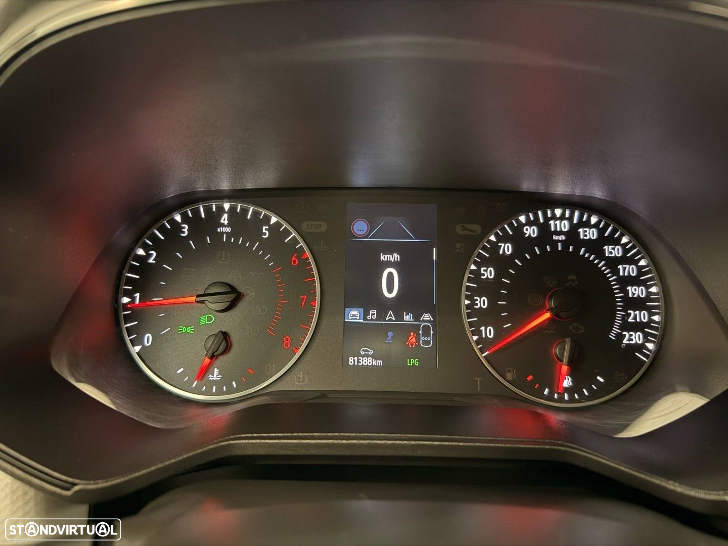 Renault Clio 1.0 TCe Limited Bi-Fuel - 14