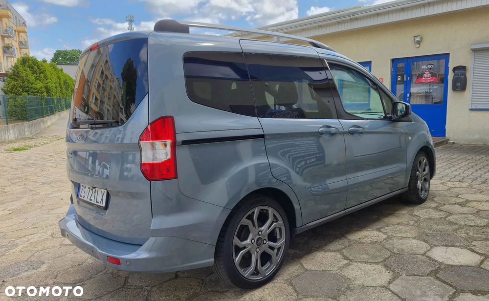 Ford Tourneo Courier 1.0 EcoBoost Titanium - 8