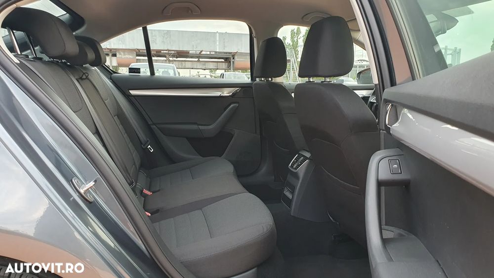 Skoda Octavia 1.2 TSI Business - 8