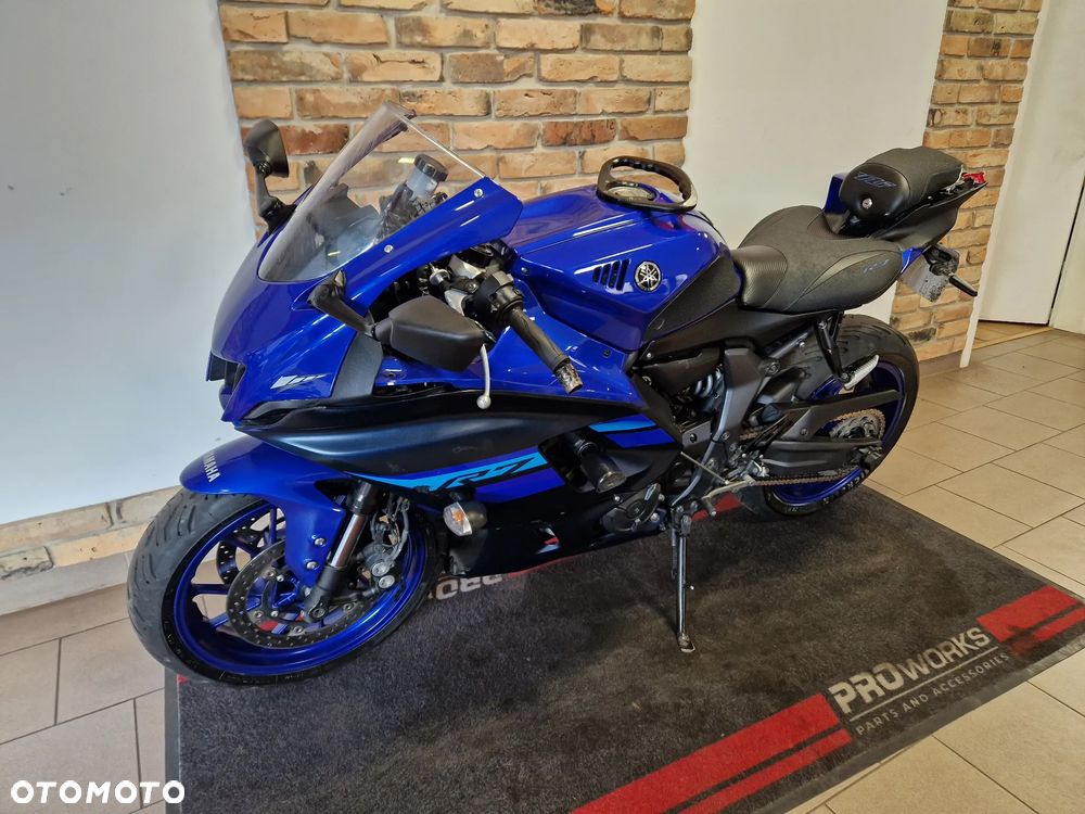 Yamaha R7 - 5