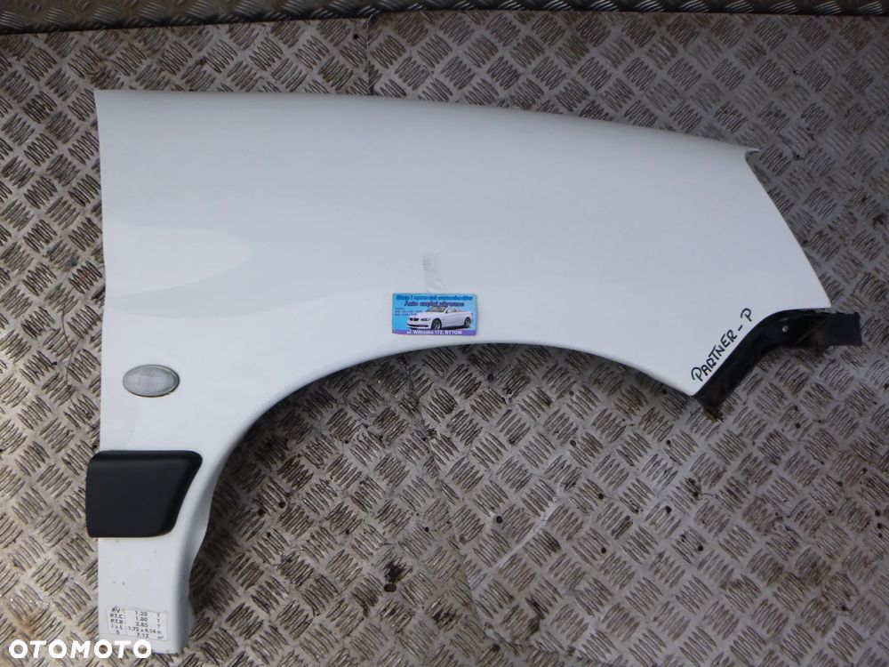BŁOTNIK PRAWY PRZÓD PEUGEOT PARTNER I 2006r - 1