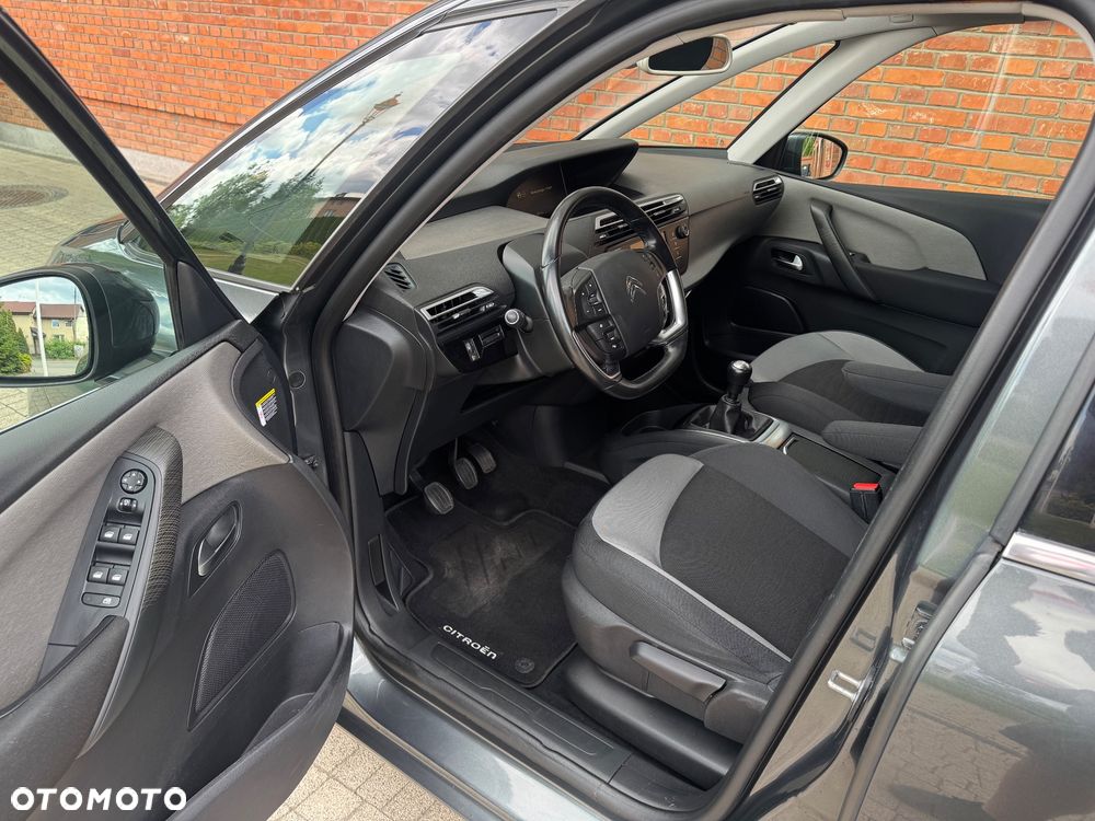 Citroën C4 Picasso - 12