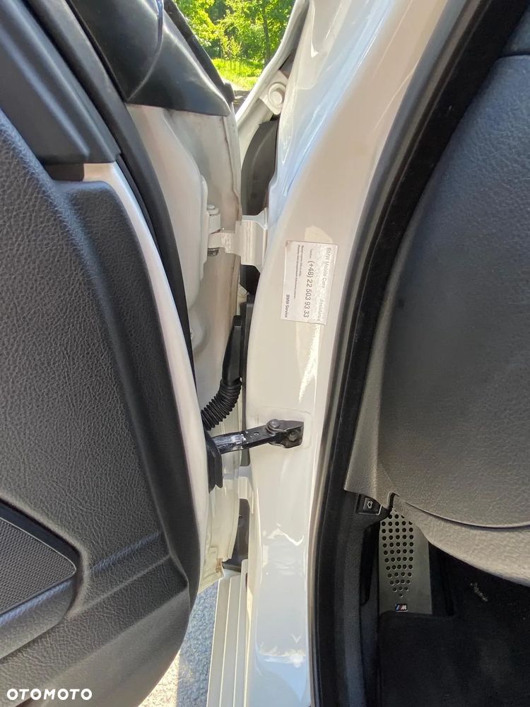 BMW Seria 5 528i xDrive - 28