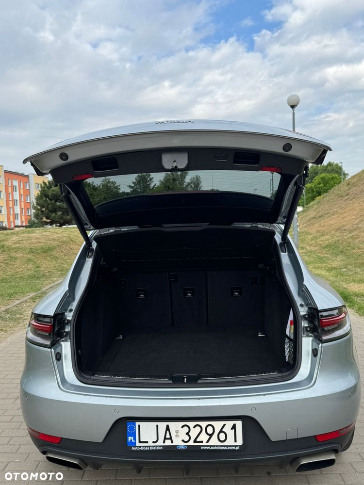 Porsche Macan Standard - 21