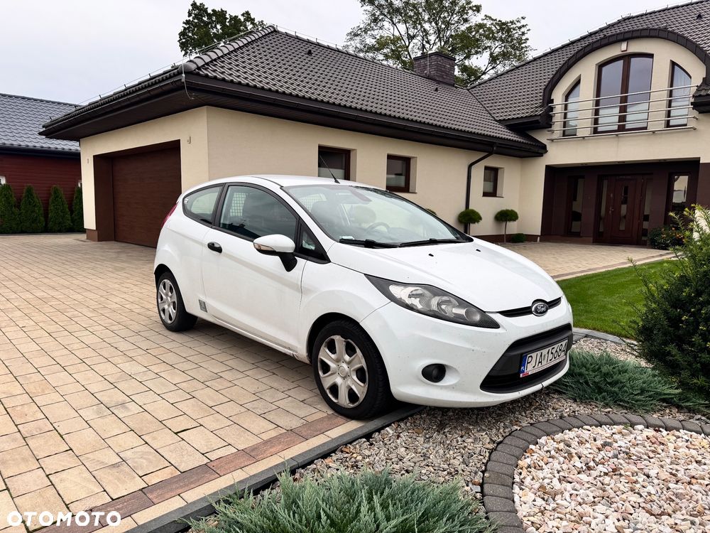 Ford Fiesta 1.4 TDCi Ambiente - 2