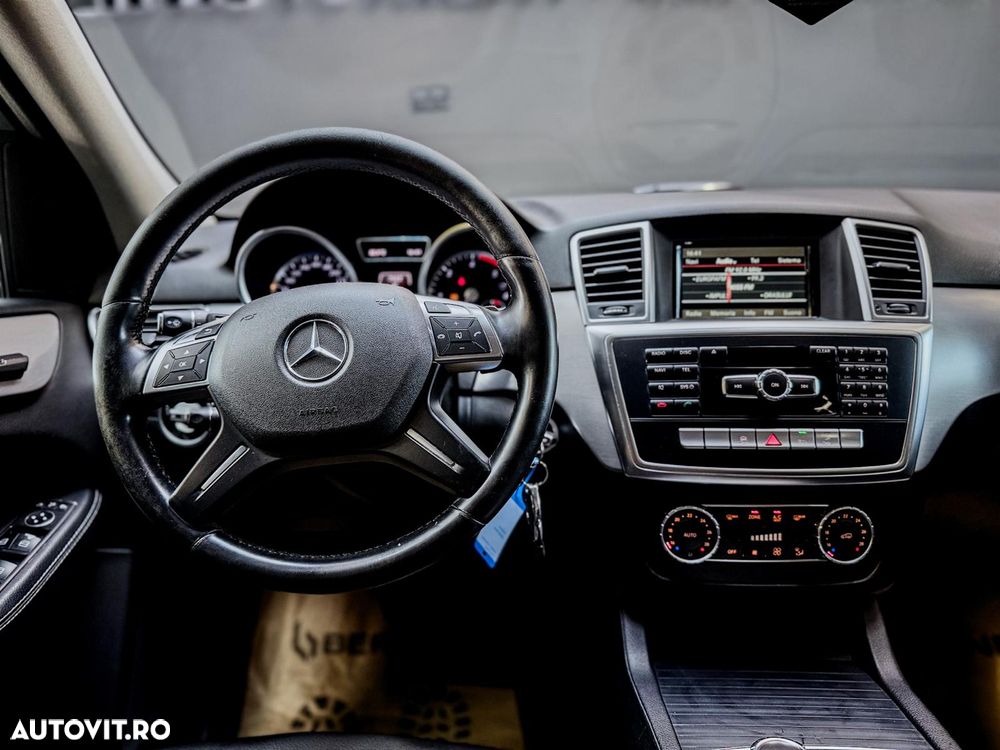 Mercedes-Benz ML 250 BlueTEC 4MATIC 7G-TRONIC - 18