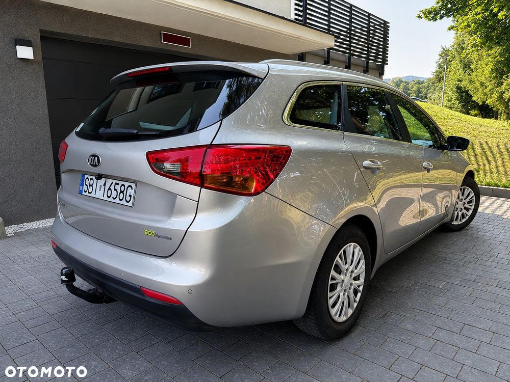 Kia Ceed 1.6 GDI Business Line - 15