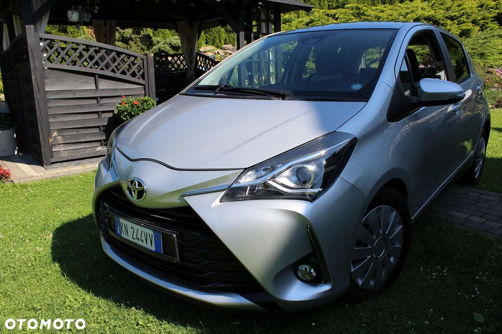 Toyota Yaris 1.0 VVT-i Comfort mit Design-Paket - 31