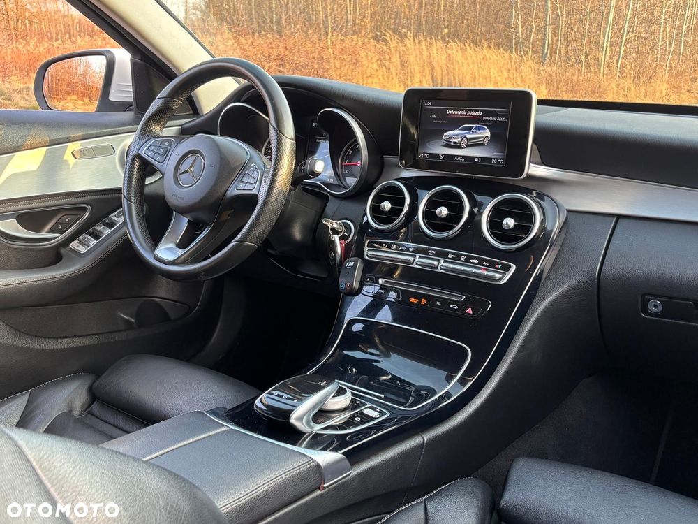 Mercedes-Benz Klasa C - 39