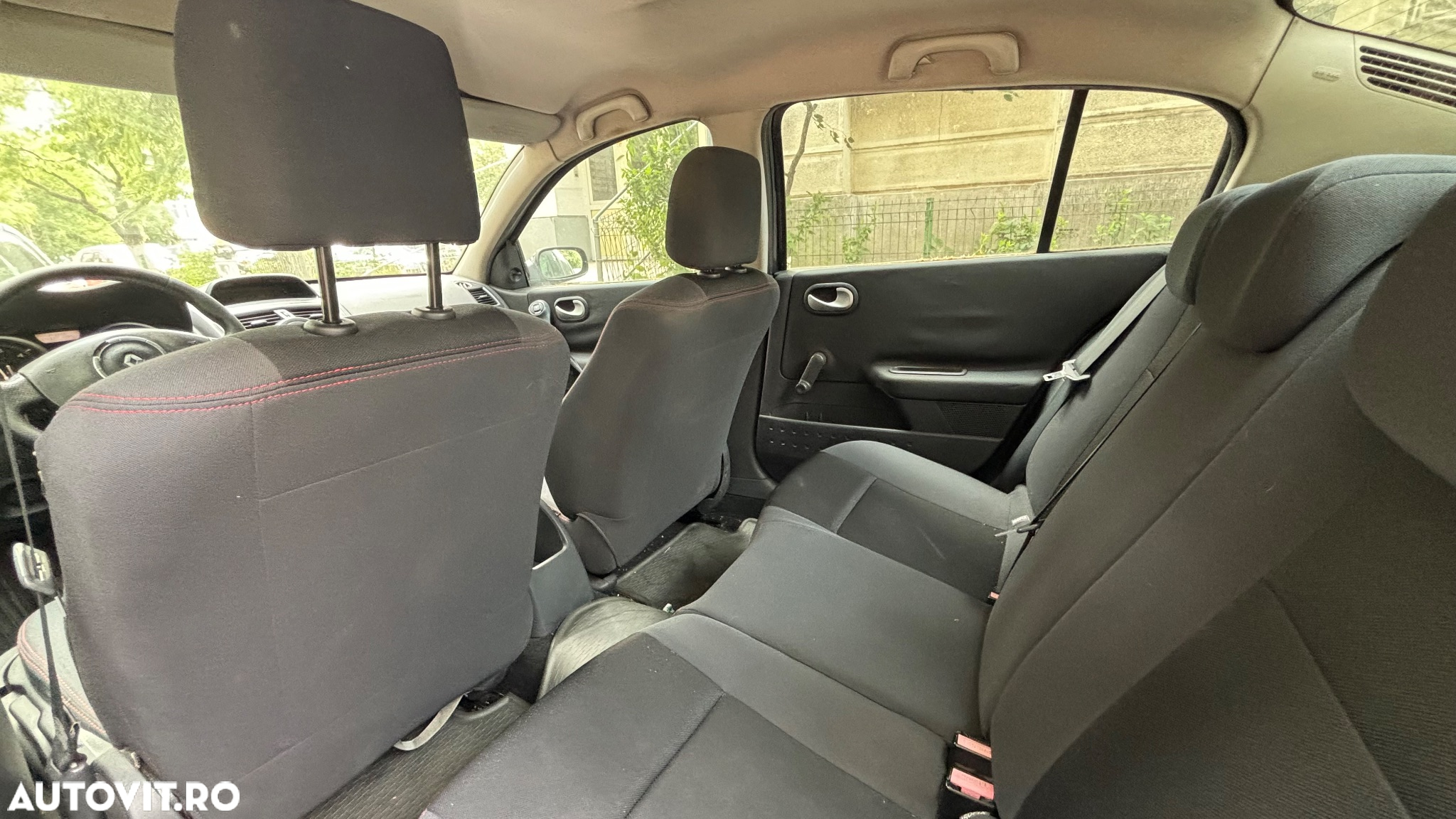 Renault Megane II Sedan 1.5 dCi Privilege - 9