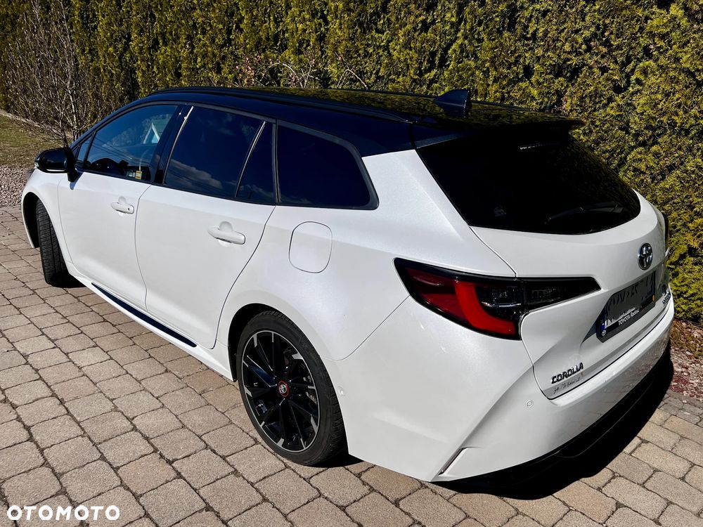 Toyota Corolla - 4
