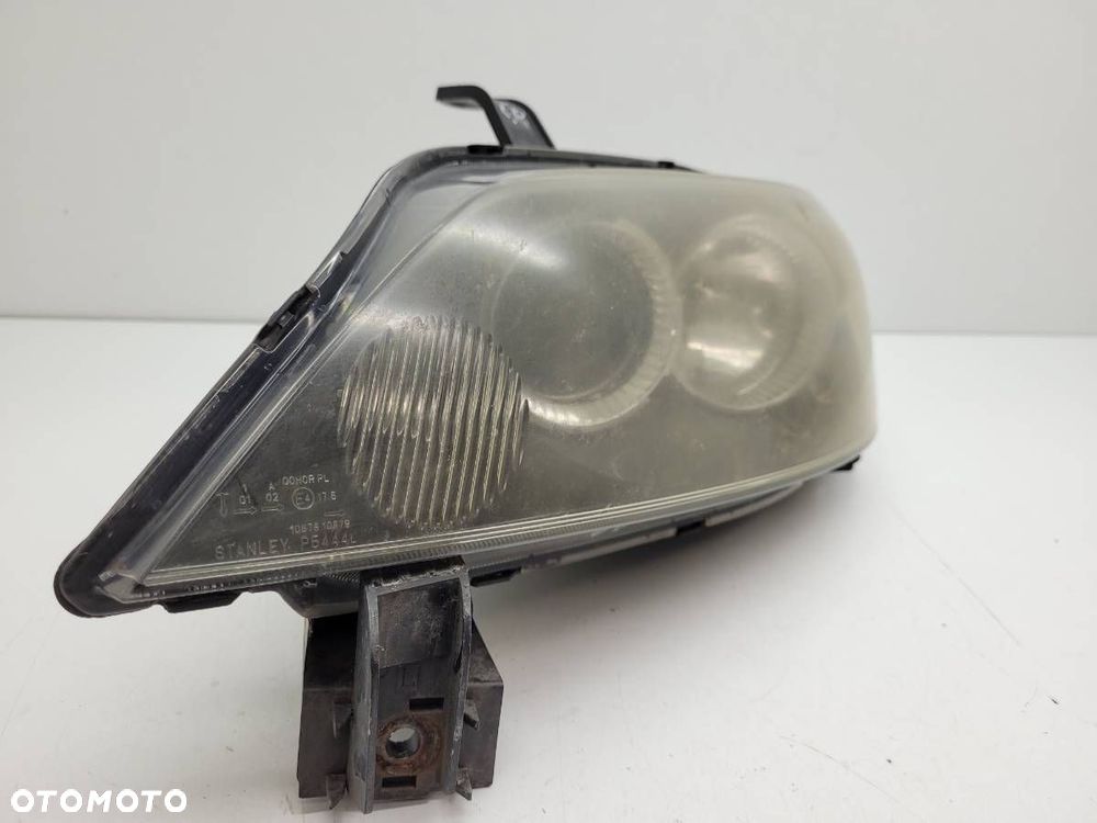 REFLEKTOR LEWY LAMPA LEWA MAZDA 2 DY 6M71-13W030-AE EUROPA SOCZEWKA - 2