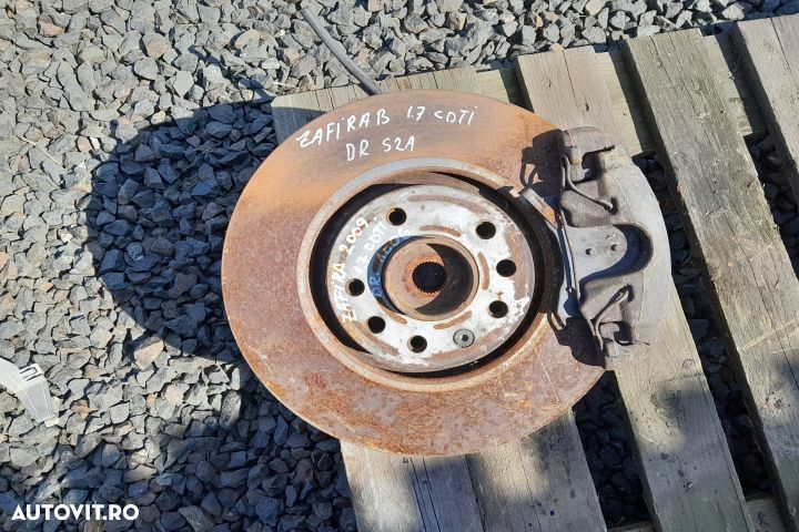 Fuzeta fata dreapta Opel Zafira Family [facelift] [2008 - 2015] Miniv - 1