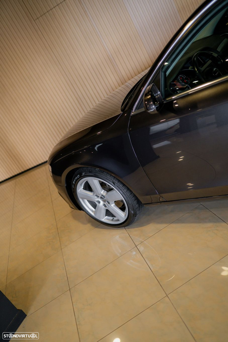 Audi A4 2.0 TDI exclusive - 14