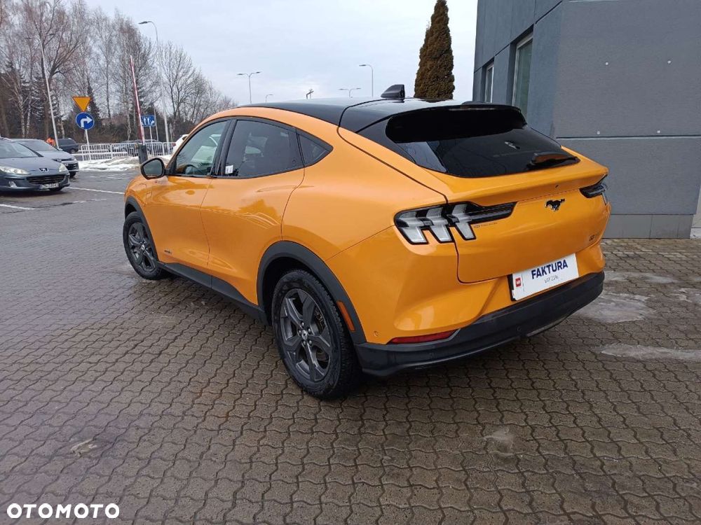 Ford Mustang Mach-E - 9
