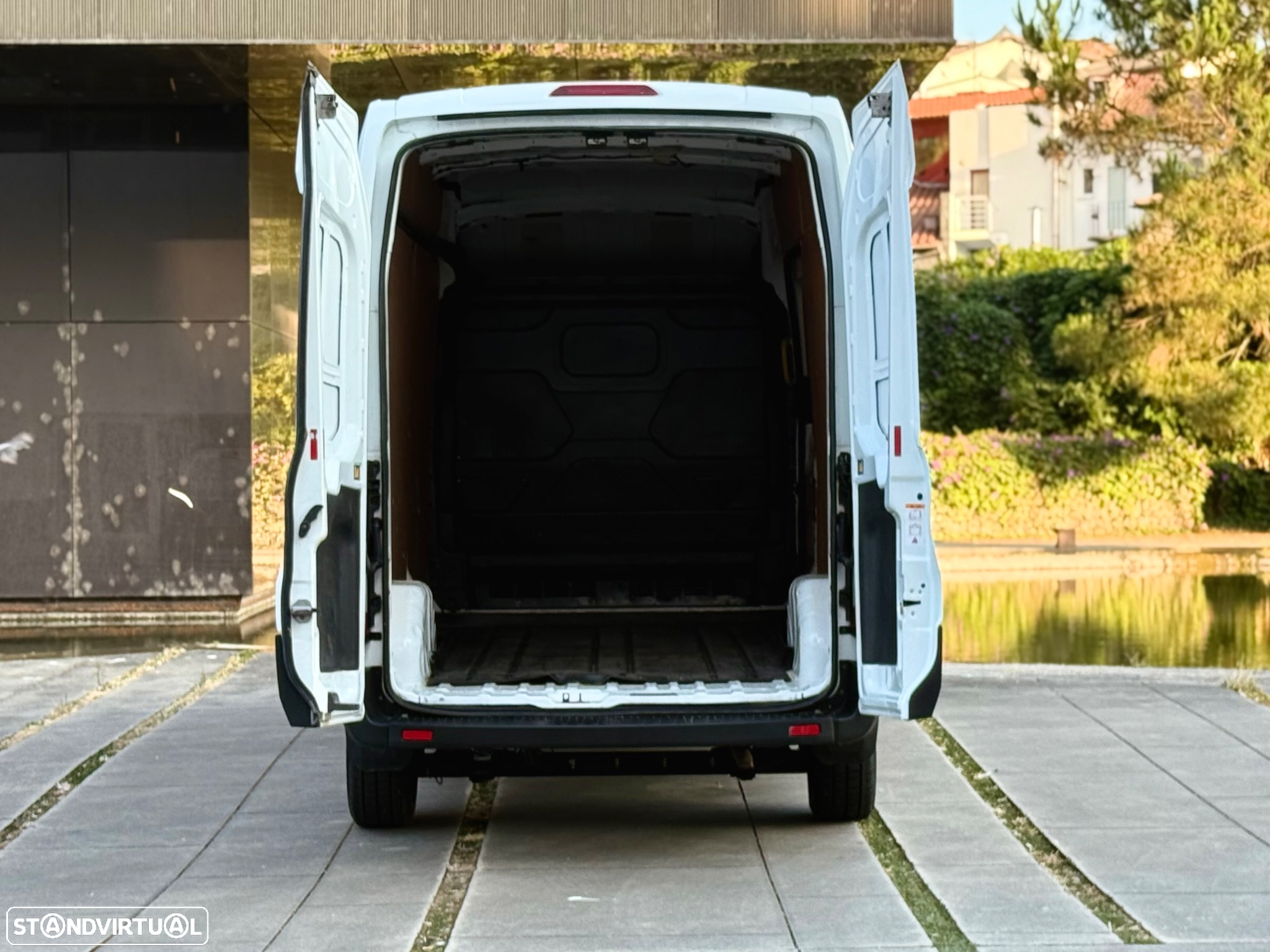 Ford TRANSIT 3300kg 3L - 6