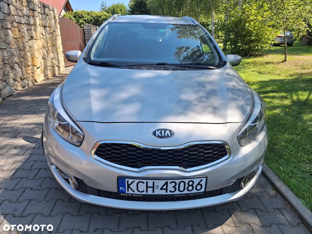 Kia Ceed 1.6 GDI L DCT - 23
