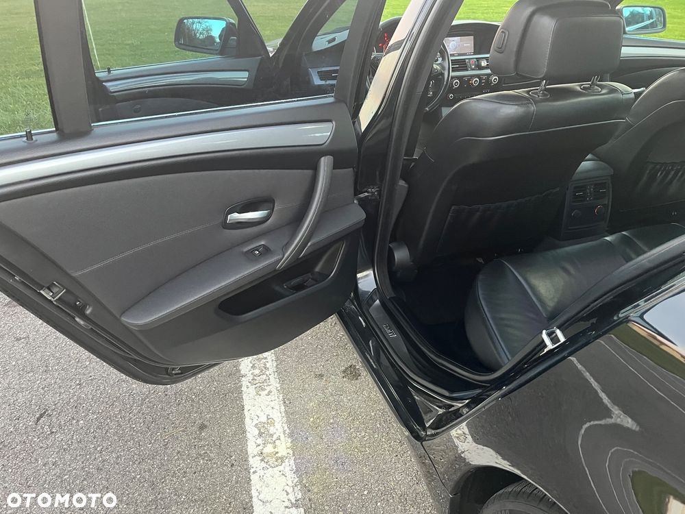 BMW Seria 5 530d - 15