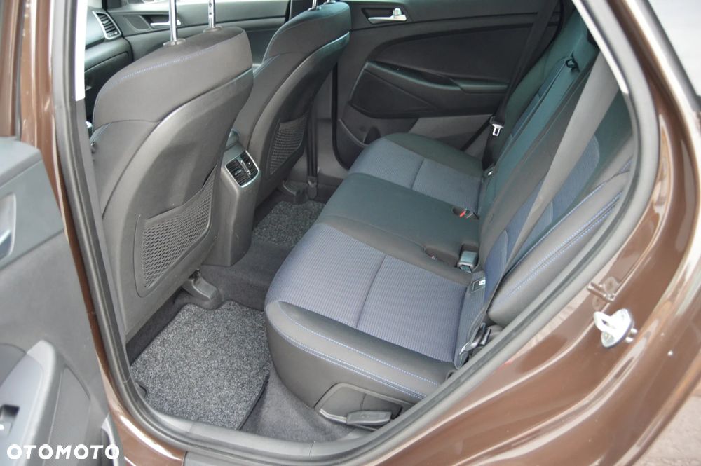 Hyundai Tucson blue 1.7 CRDi 2WD Style - 30