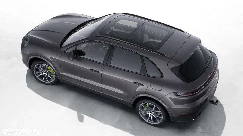 Porsche Cayenne - 4
