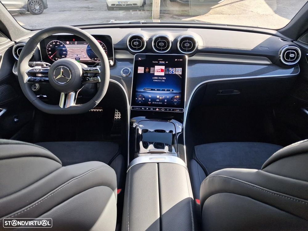 Mercedes-Benz C 300 de AMG Line - 19