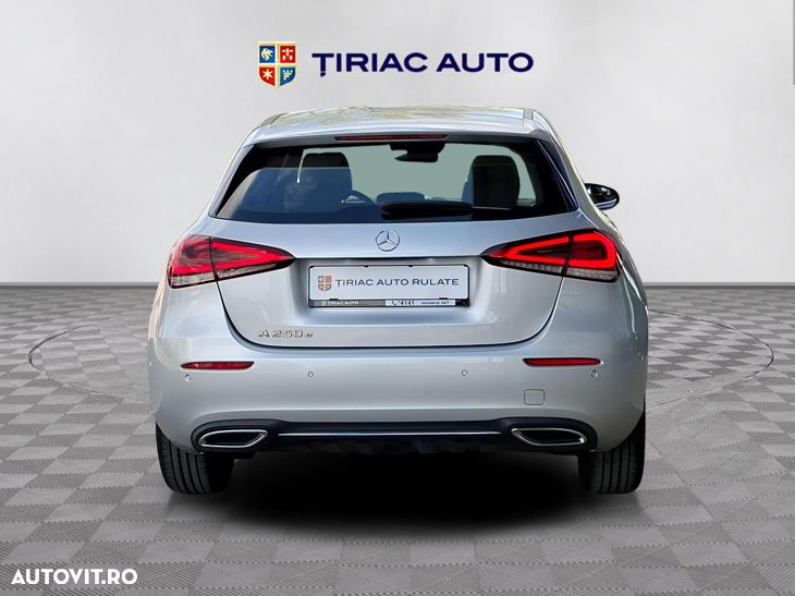 Mercedes-Benz A 250 - 5