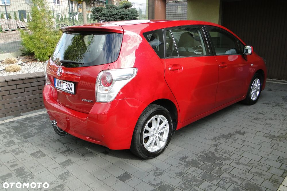 Toyota Verso 1.8 Premium 7os - 3